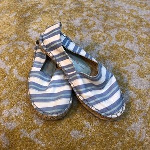 Gap canvas espadrille slip ons